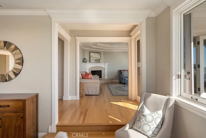407 Mendoza Terrace, Corona Del Mar, California 92625