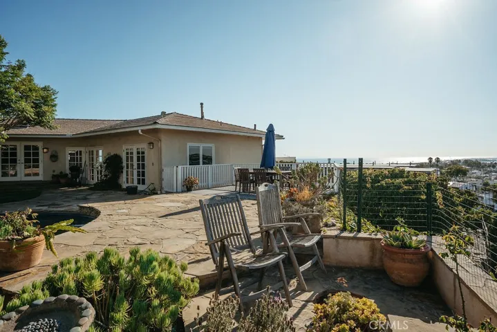 407 Mendoza Terrace, Corona Del Mar, California 92625
