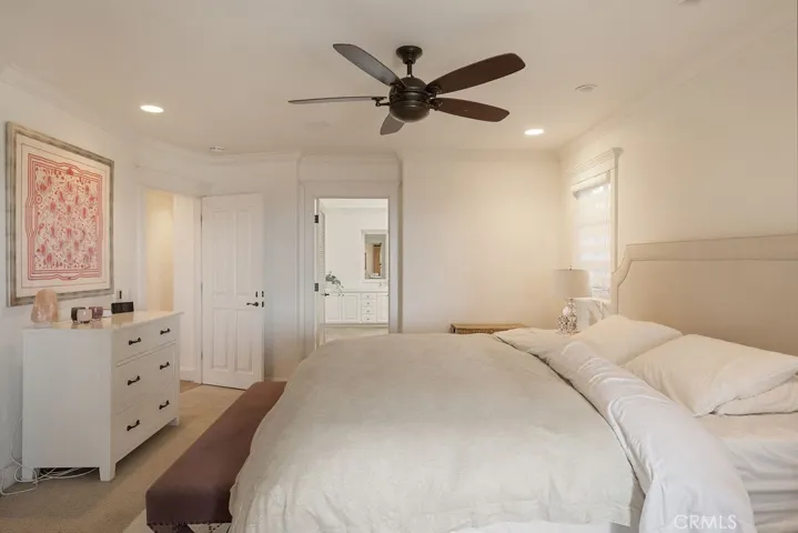 407 Mendoza Terrace, Corona Del Mar, California 92625