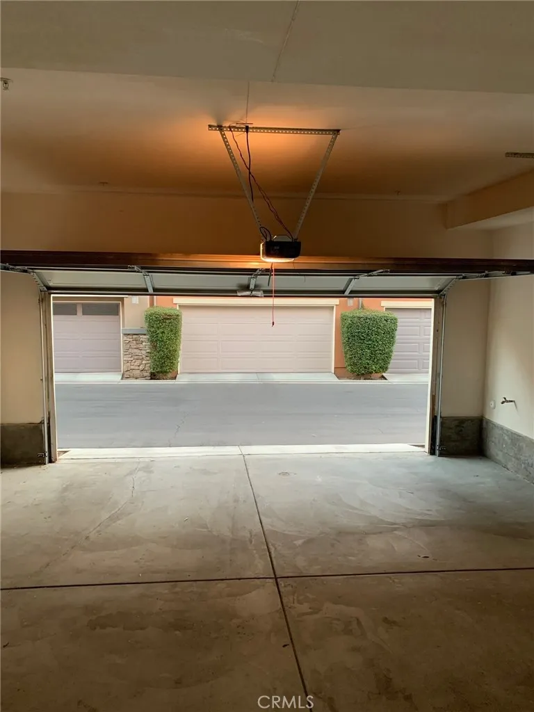 Attached Garage