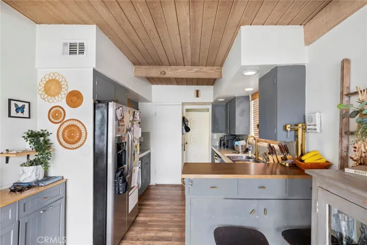 122 Agate, Newport Beach, California 92662