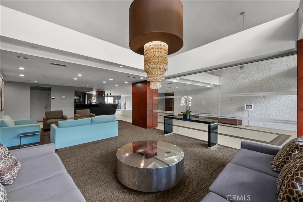 7250 Franklin 311, Los Angeles, California 90046 — photo 5