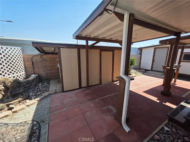 1560 Massachusetts 21, Riverside, California 92507