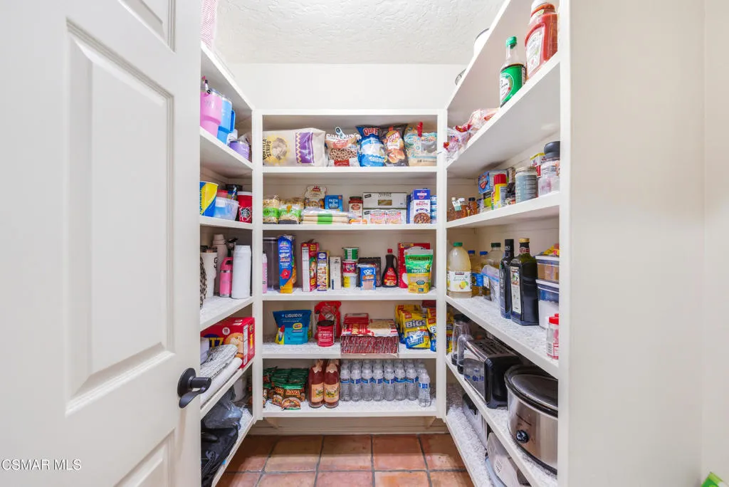 1314 Gonzales Rd Simi Valley-25