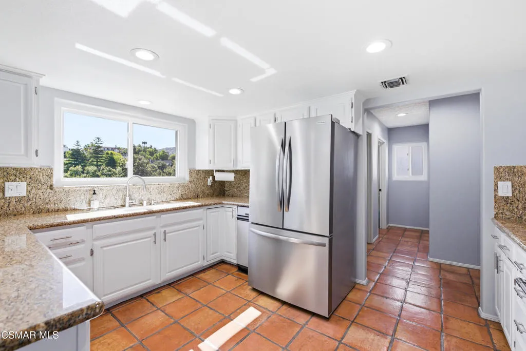 1314 Gonzales Rd Simi Valley-19