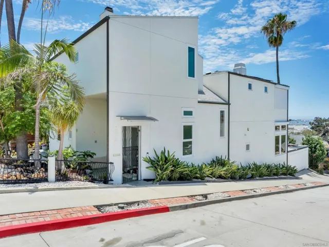 3815 Henry Street, San Diego, California 92110