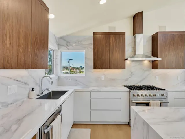 3815 Henry Street, San Diego, California 92110