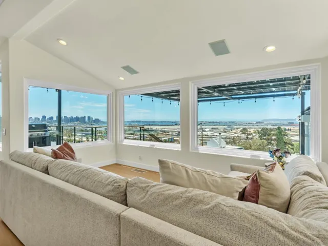 3815 Henry Street, San Diego, California 92110