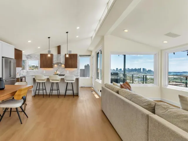 3815 Henry Street, San Diego, California 92110