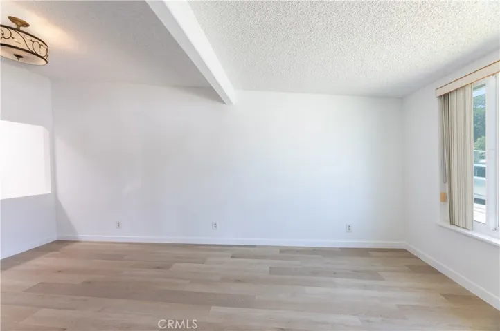 1642 Merion 40k, Seal Beach, California 90740