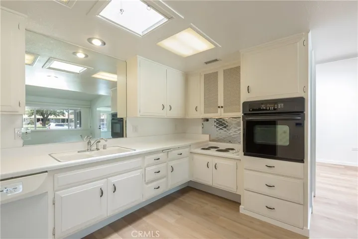1642 Merion 40k, Seal Beach, California 90740
