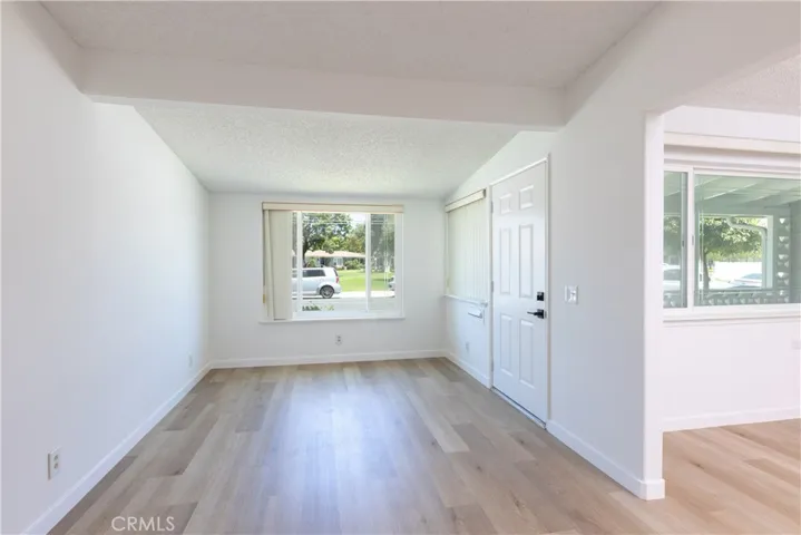 1642 Merion 40k, Seal Beach, California 90740