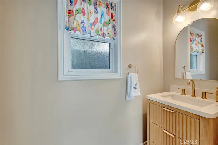 614 16th Street, Huntington Beach, California 92648