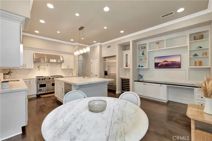 614 16th Street, Huntington Beach, California 92648
