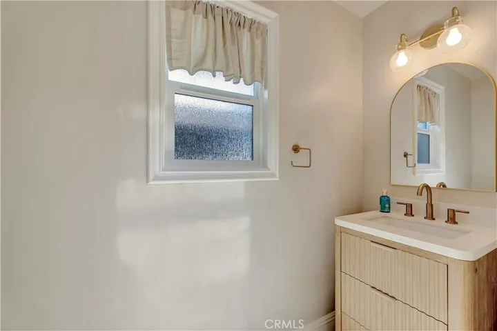 614 16th Street, Huntington Beach, California 92648