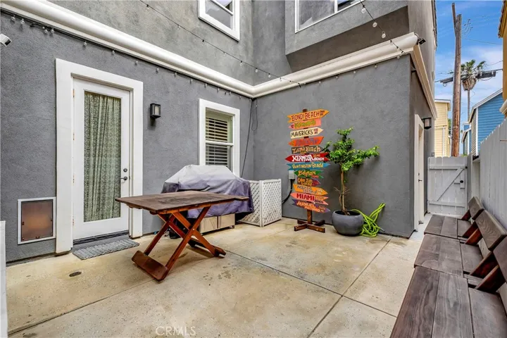 614 16th Street, Huntington Beach, California 92648