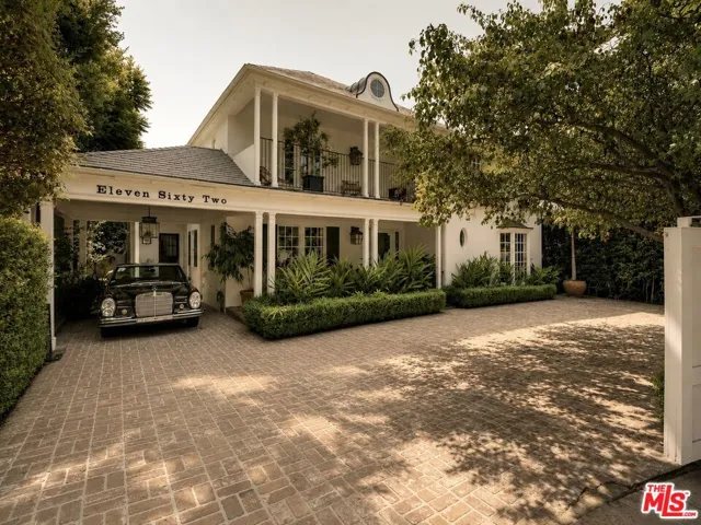 1162 N Wetherly Drive, Los Angeles, California 90069