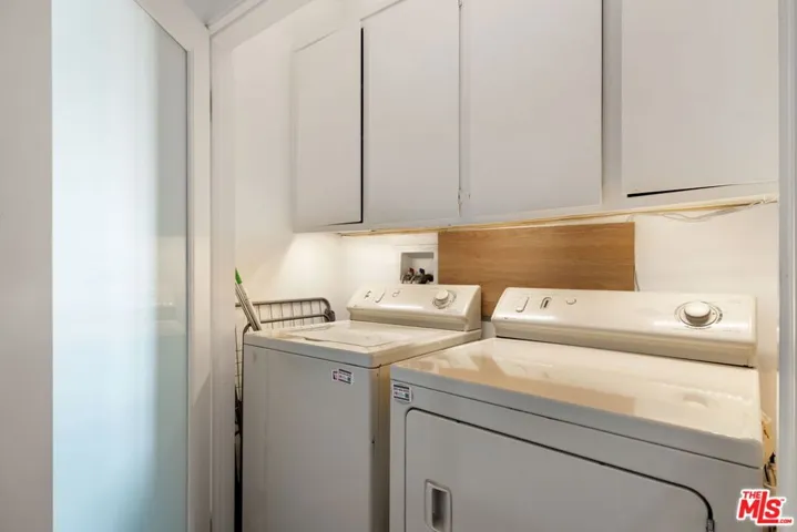 8455 Fountain Avenue 301, West Hollywood, California 90069