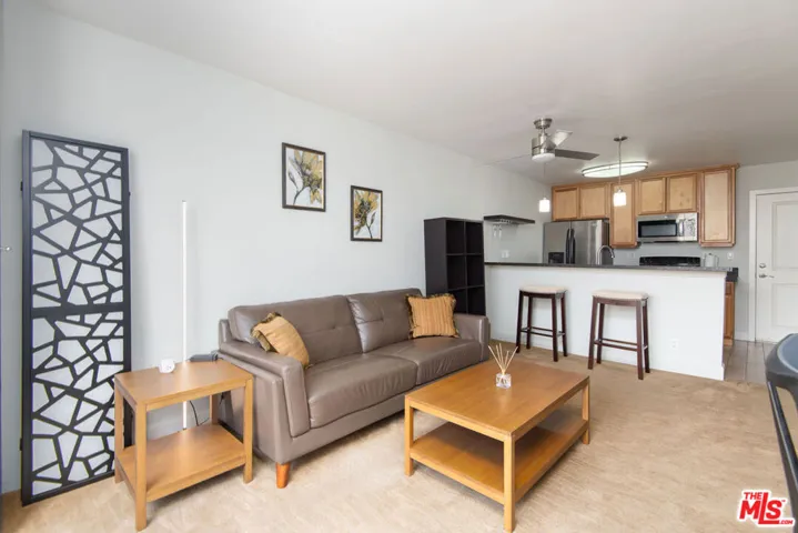 10982 Roebling Avenue 429, Los Angeles, California 90024