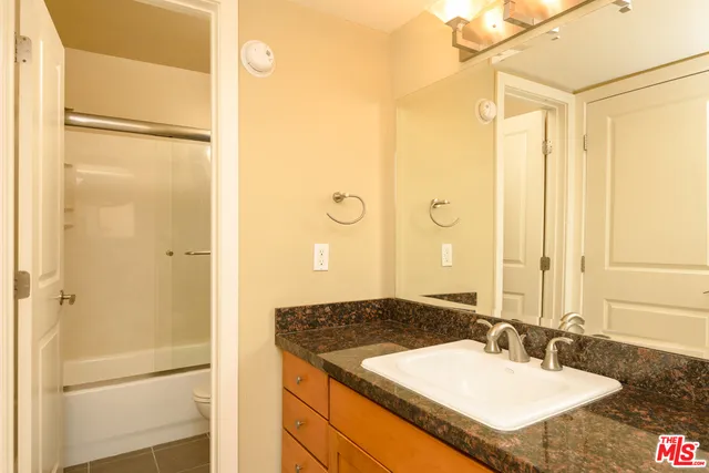 10982 Roebling Avenue 429, Los Angeles, California 90024
