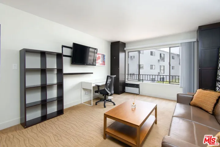 10982 Roebling Avenue 429, Los Angeles, California 90024