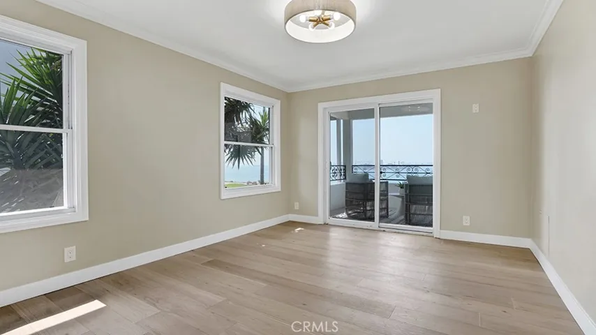 2747 E Ocean Boulevard, Long Beach, California 90803
