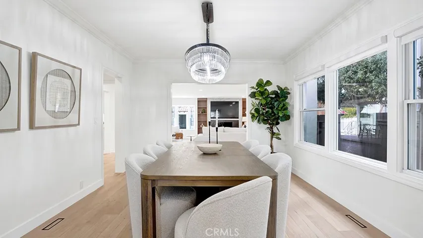 2747 E Ocean Boulevard, Long Beach, California 90803