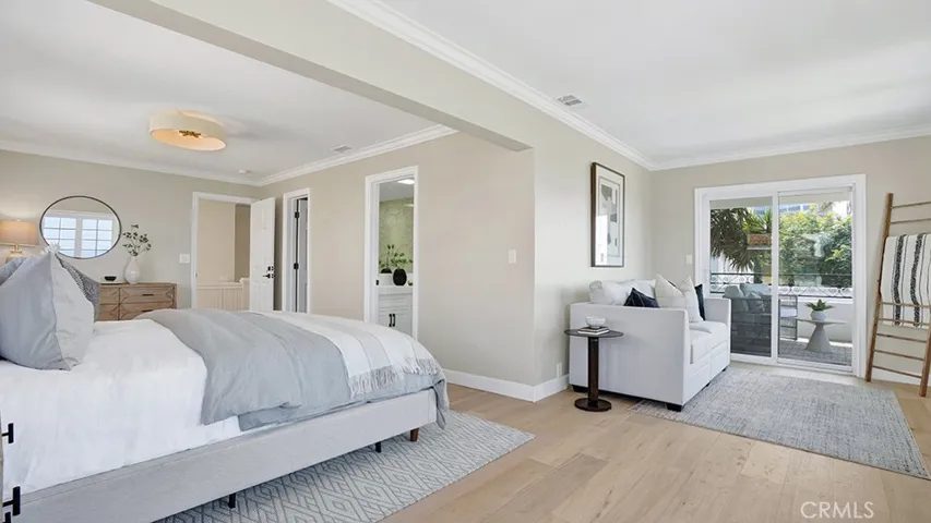 2747 E Ocean Boulevard, Long Beach, California 90803