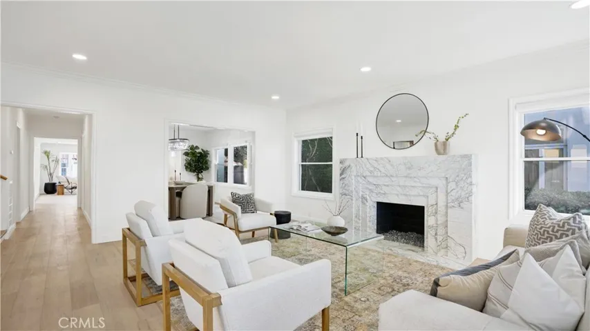 2747 E Ocean Boulevard, Long Beach, California 90803