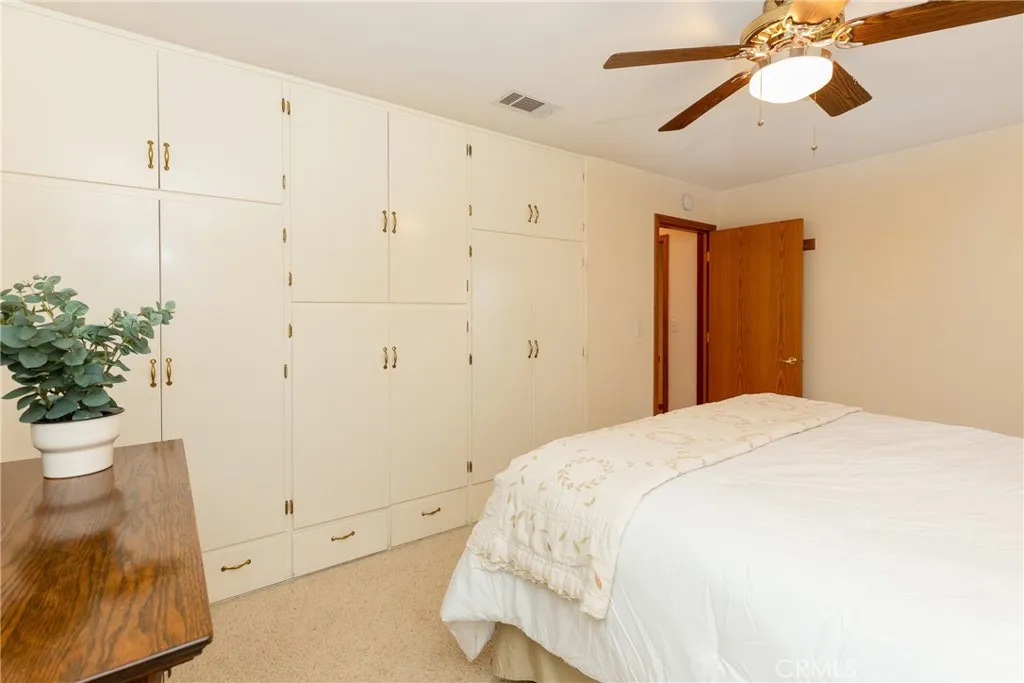 So much closet space!