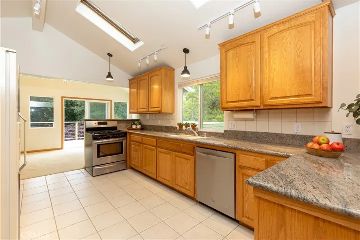 28311 Bond Way, Silverado Canyon, California 92676