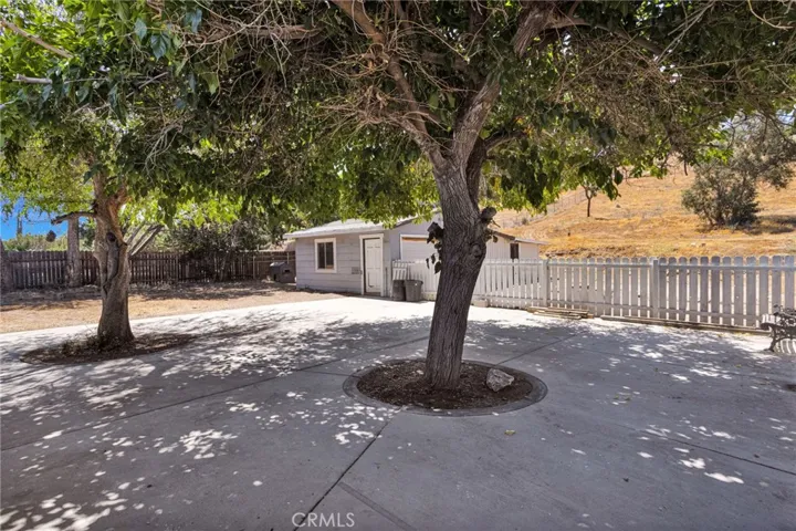 7704 Alston Avenue, Hesperia, California 92345