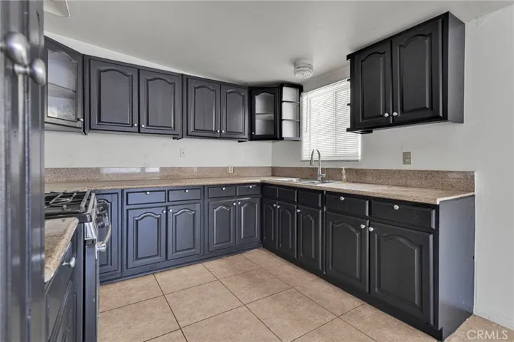 7704 Alston Avenue, Hesperia, California 92345
