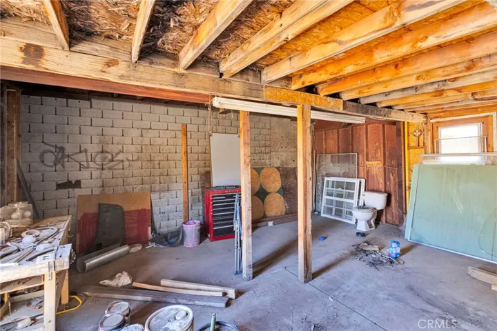 7704 Alston Avenue, Hesperia, California 92345