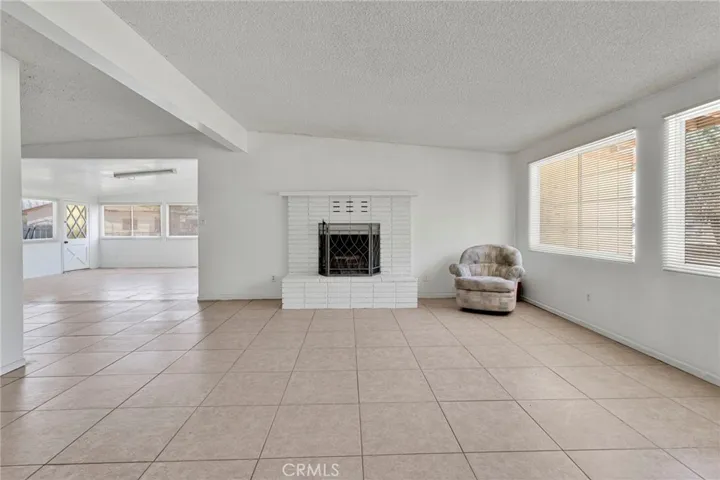 7704 Alston Avenue, Hesperia, California 92345