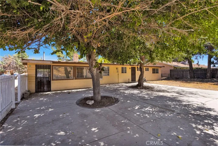 7704 Alston Avenue, Hesperia, California 92345