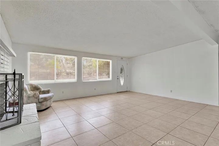 7704 Alston Avenue, Hesperia, California 92345