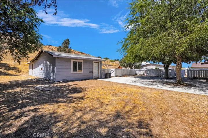 7704 Alston Avenue, Hesperia, California 92345