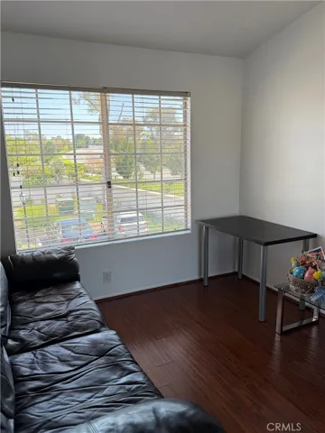 80 Almador, Irvine, California 92614