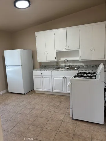 4029 Johnson 4, San Bernardino, California 92407