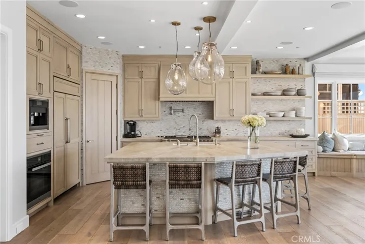 1215 E Balboa, Newport Beach, California 92661