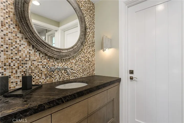 1215 E Balboa, Newport Beach, California 92661