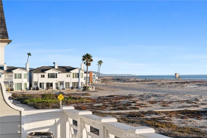 1215 E Balboa, Newport Beach, California 92661
