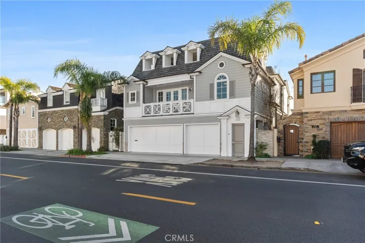 1215 E Balboa, Newport Beach, California 92661