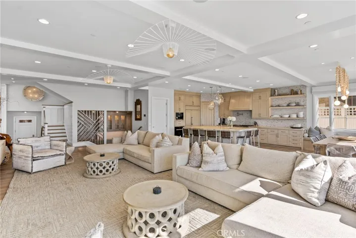 1215 E Balboa, Newport Beach, California 92661