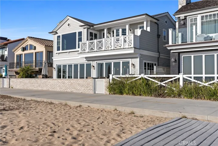 1215 E Balboa, Newport Beach, California 92661