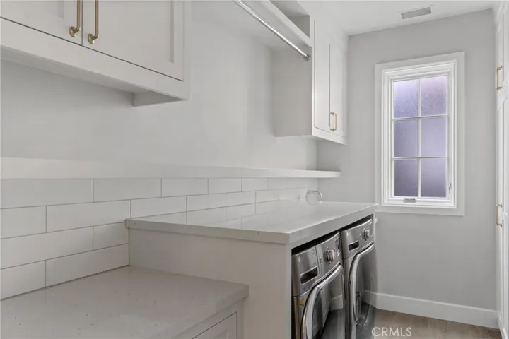 1215 E Balboa, Newport Beach, California 92661