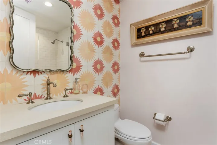 1215 E Balboa, Newport Beach, California 92661