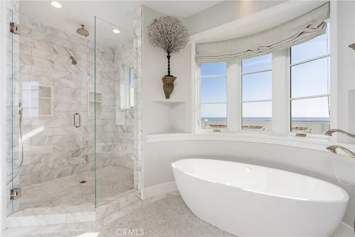 1215 E Balboa, Newport Beach, California 92661