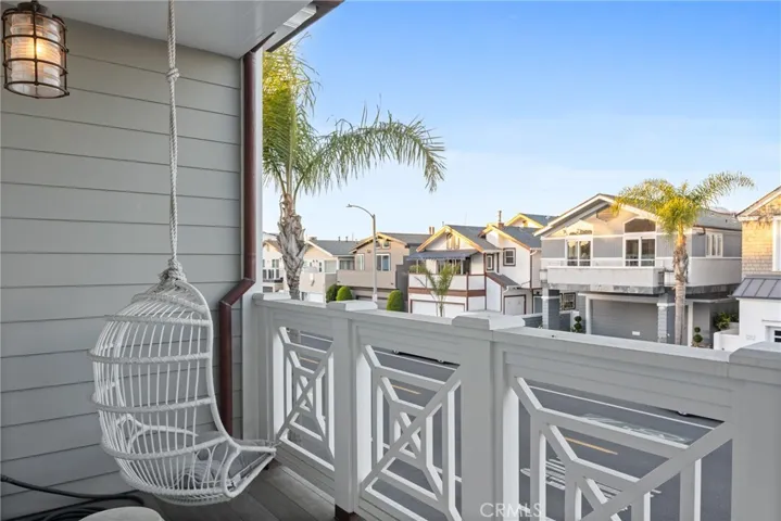 1215 E Balboa, Newport Beach, California 92661